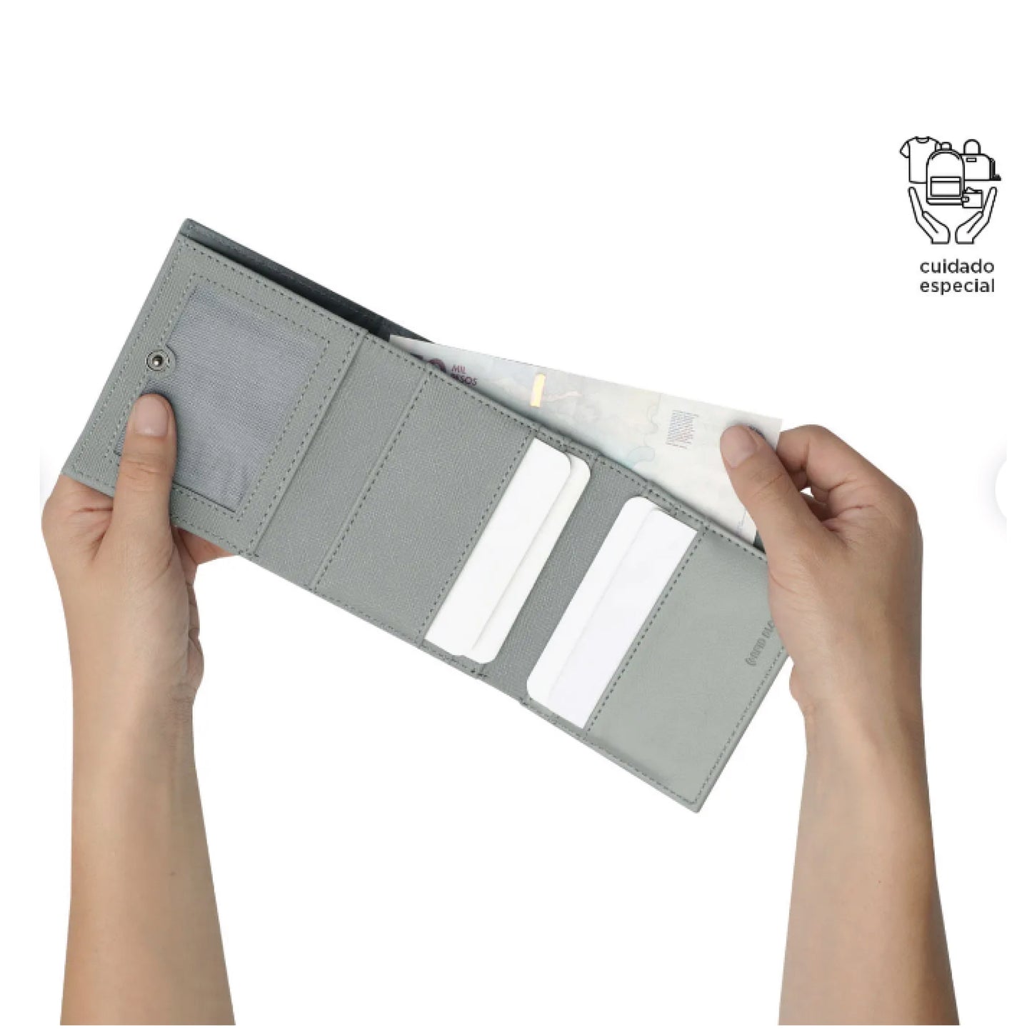 Billetera Totto para Hombre Saffiano Aqi – Con Protección RFID Blocker, Cierre de Broche y Diseño Compacto – Gris